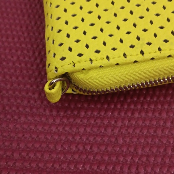 Thirty-One - Picture 5 of 7